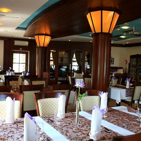 Penzion Eko Park Piestany Gasthof Piest'any