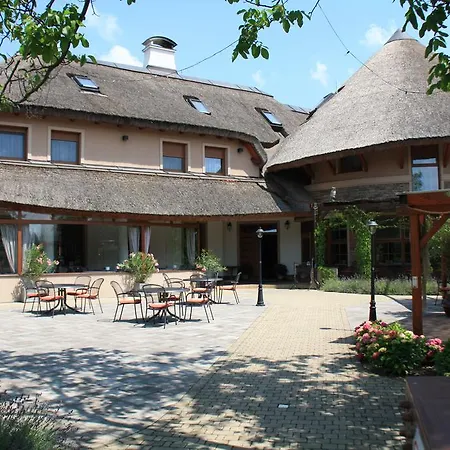 Penzion Eko Park Piestany Gasthof Piest'any